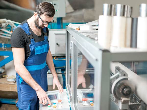 Equipamento de fabricação de tubos de papel